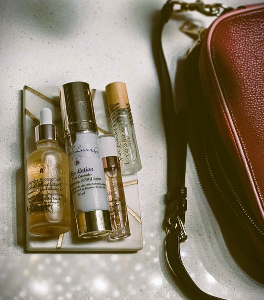 WHAT WE CARRY IN OUR PURSE, ALL THE TIME